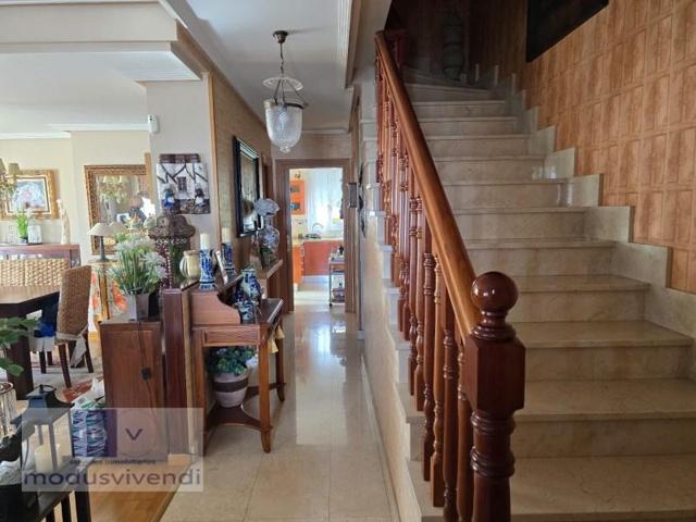 Chalet en venta en Villaquilambre photo 0