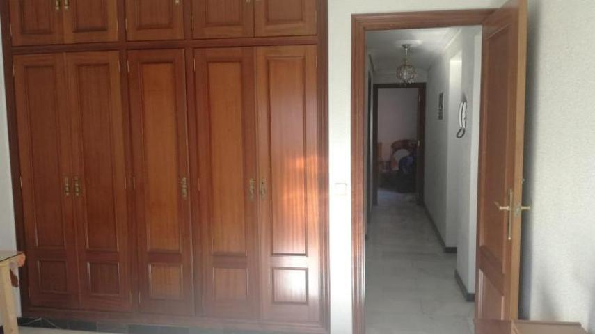 Casa en venta en Córdoba, Zoco photo 0