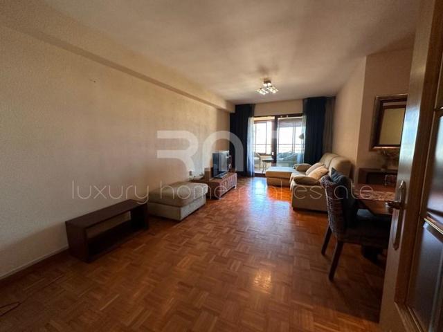 Piso en venta en Valencia, Beteró photo 0