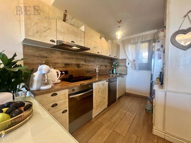 Piso en venta en Estepona, Selwo photo 0