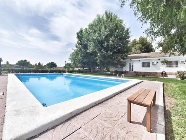 Chalet en venta en Argamasilla de Calatrava, Castilla la mancha photo 0