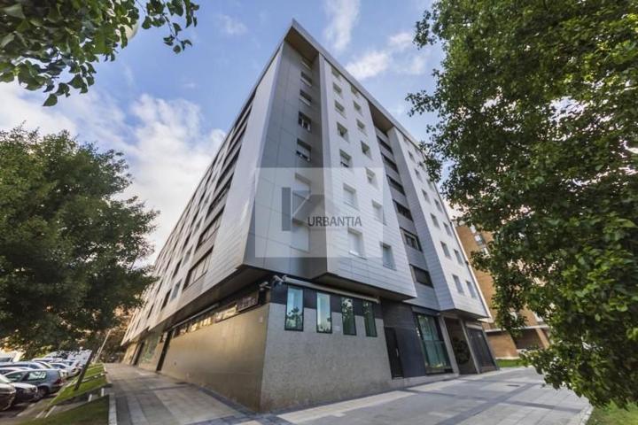 Piso en venta en Pamplona, Calle Pedro I, 31007 photo 0