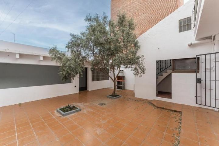 Chalet en venta en Mollet del Vallès, Carrer Torras i Bages, 08100 photo 0