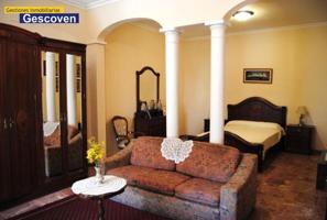 Casa en venta en Valencia de Alcántara, Centro photo 0