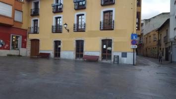 Local comercial en venta en Ponferrada, Alta photo 0