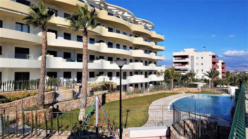 Apartamento en venta en Elche, Playa - Arenales del Sol photo 0