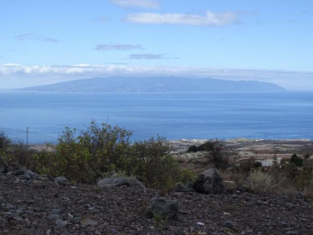 Terreno en venta en Guía de Isora, Guia Casco photo 0
