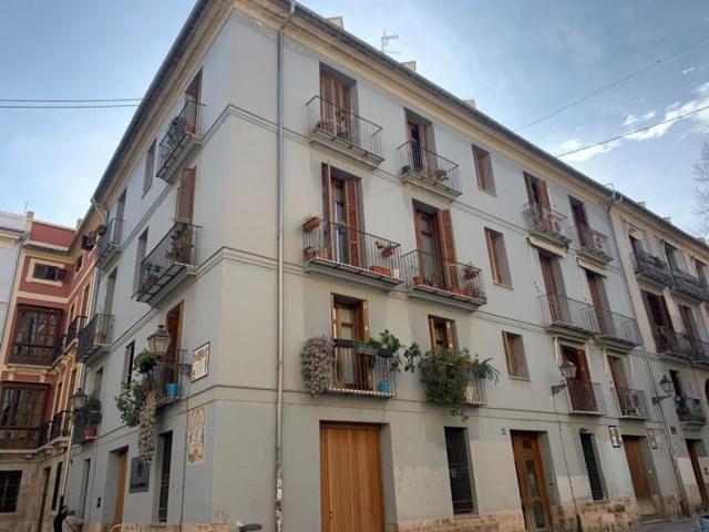 Local comercial en venta en Valencia, El Carme photo 0