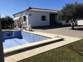 Chalet en venta en Chiclana de la Frontera, El sotillo photo 0