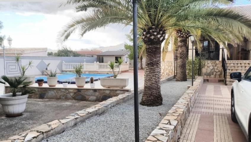 Chalet en venta en Alicante, El Moralet photo 0