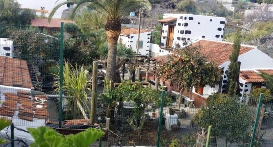 Casa con terreno en venta en Guía de Isora, Tejina photo 0
