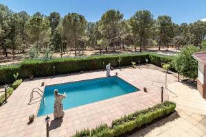 Chalet en venta en Albolote, PARQUE DEL CUBILLAS photo 0