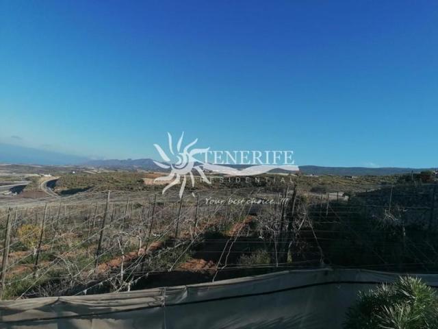 Terreno en venta en Guía de Isora, TF-82, 38685 photo 0