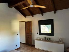 Casa en venta en Vallgorguina photo 0