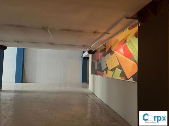 Local comercial en venta en Pamplona, Azpilagana photo 0