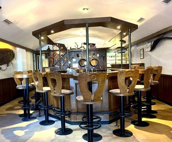 Local comercial en venta en Santiago del Teide, Tenerife South photo 0