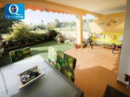 Bungalow en venta en Mutxamel, Golf Bonalba photo 0