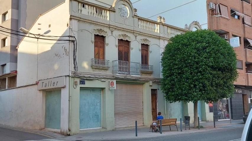 Casa en venta en Benetússer, BENETÚSSER photo 0