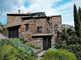 Casa con terreno en venta en Atazar, Patones photo 0