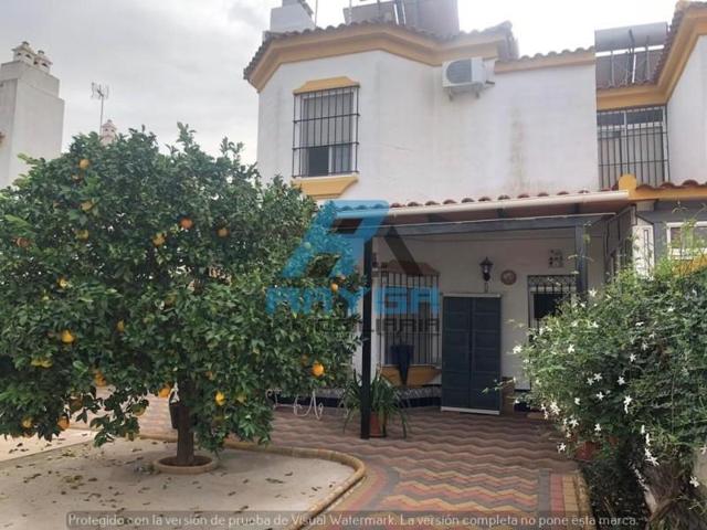 Bungalow en venta en Dos Hermanas, Condequinto photo 0