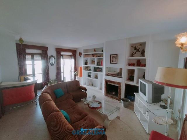 Casa en venta en Grazalema, Grazalema photo 0