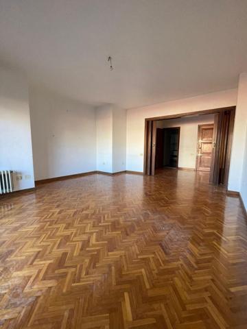 Piso en venta en Murcia, Centro photo 0