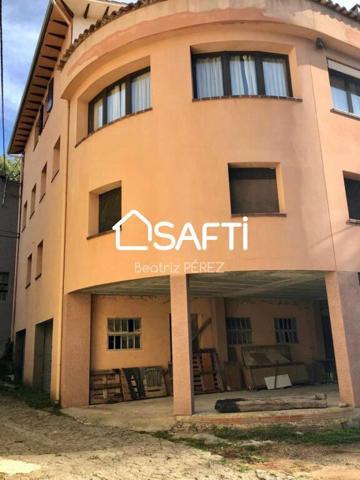 Casa en venta en Espinelves photo 0