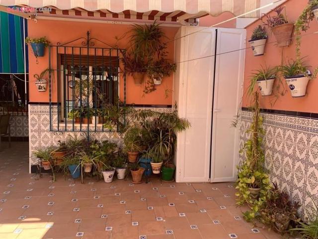 Casa en venta en Córdoba, Zoco photo 0