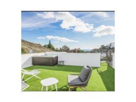 Apartamento en venta en Benahavís photo 0