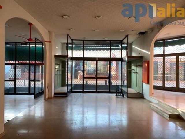 Local comercial en venta en Lloret de Mar photo 0