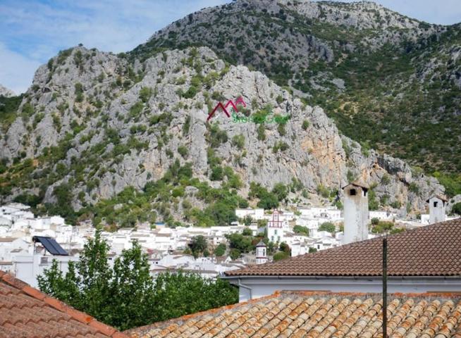 Casa en venta en Ubrique, CALLEJONES photo 0