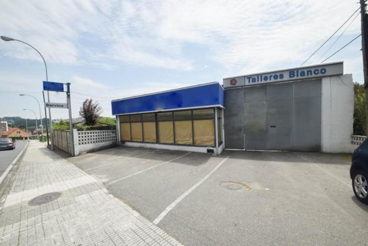 Local comercial en venta en Cambre, Anceis photo 0