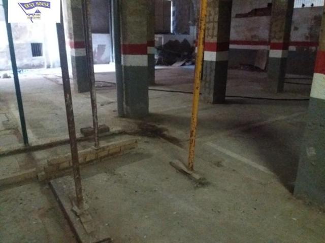 Local comercial en venta en Tarragona, Tarragona photo 0