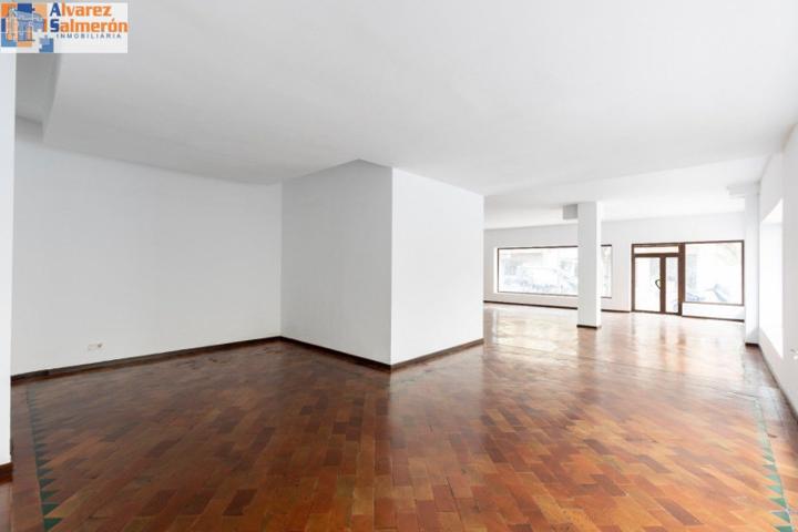 Local comercial en venta en Almuñécar, Centro photo 0