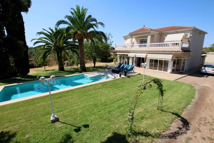 Casa con terreno en venta en Badajoz, Campo Mane photo 0