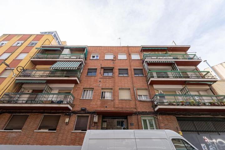 Planta baja en venta en Madrid, Vista Alegre photo 0
