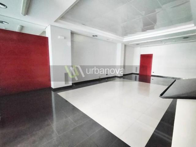 Local comercial en venta en Logroño, Avda. La Paz photo 0