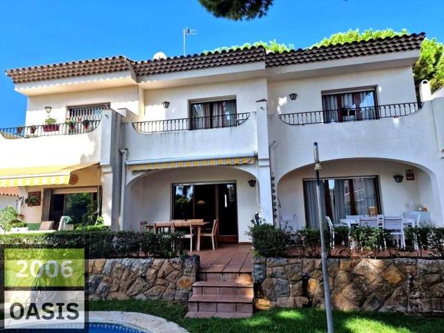 Chalet en venta en Cambrils, Carrer Álvaro de Bazán, 43850 photo 0