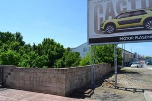 Terreno en venta en Plasencia, Avda. España photo 0