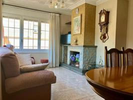 Chalet en venta en Olot photo 0