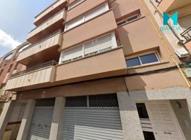 Piso en venta en Terrassa, Terrassa photo 0