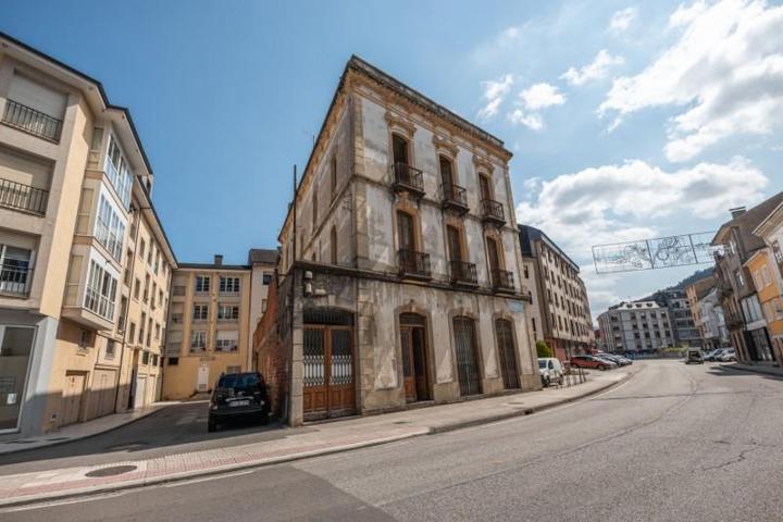 Edificio en venta en Vegadeo, Vegadeo photo 0