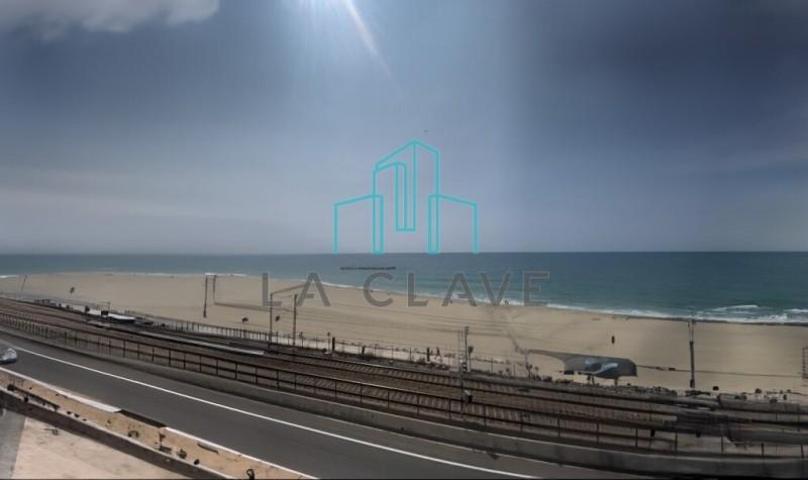 Piso en venta en Premià de Mar photo 0