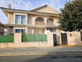 Chalet en venta en Cambrils photo 0