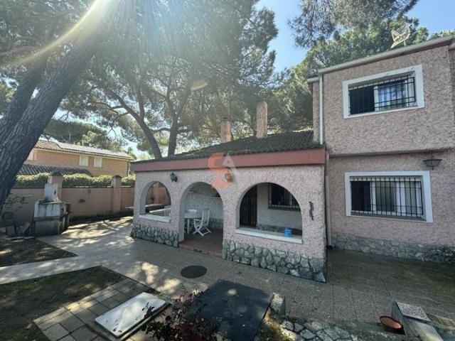 Casa en venta en Valladolid, Pinar de Antequera photo 0