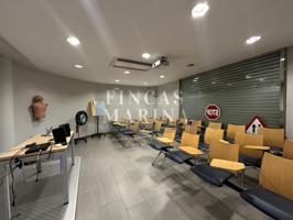 Local comercial en venta en Gavà photo 0