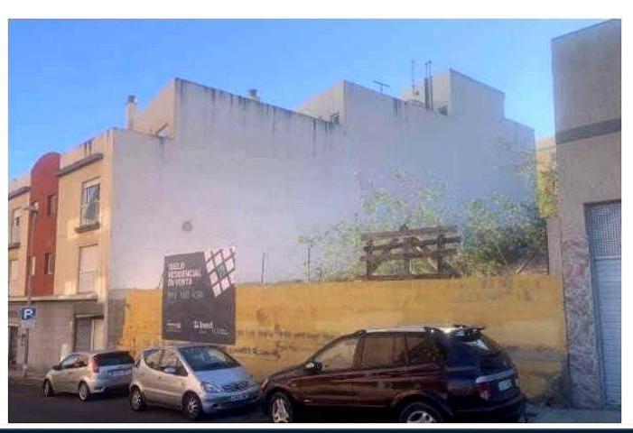 Terreno en venta en Santa Cruz de Tenerife, Calle América, 38010 photo 0