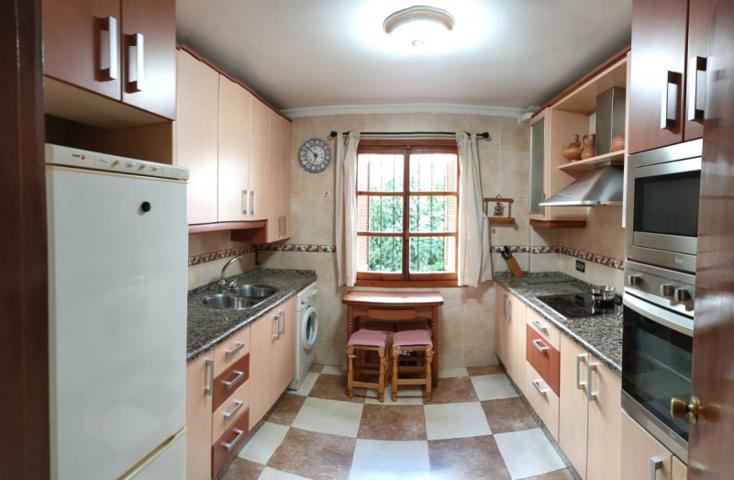 Piso en venta en Sevilla, Triana photo 0