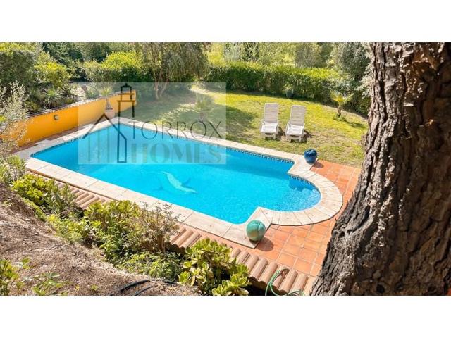 Casa con terreno en venta en Canillas de Albaida photo 0