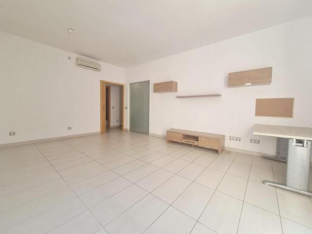 Piso en venta en Mallorca, Son Forteza photo 0